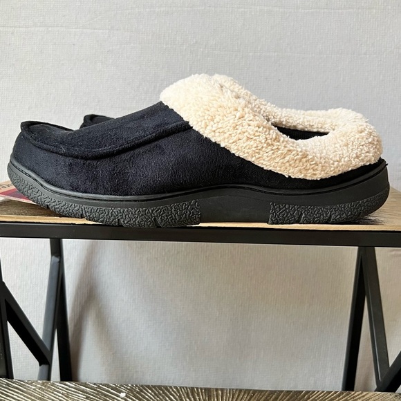 Dearfoams [Mens Large Size 11-12 - NWT] Black Memory Foam Slippers - Picture 5 of 12